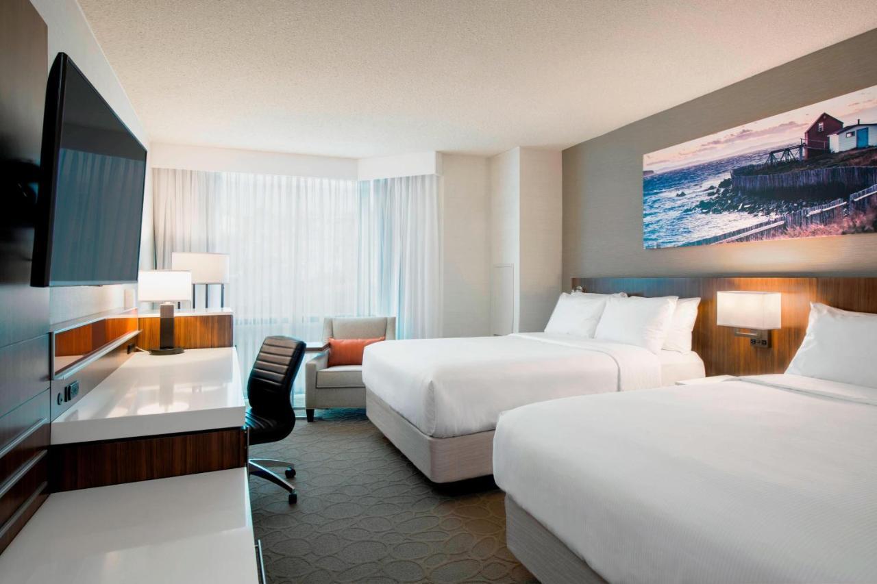 Delta Hotels By Marriott St. John'S Conference Centre Экстерьер фото