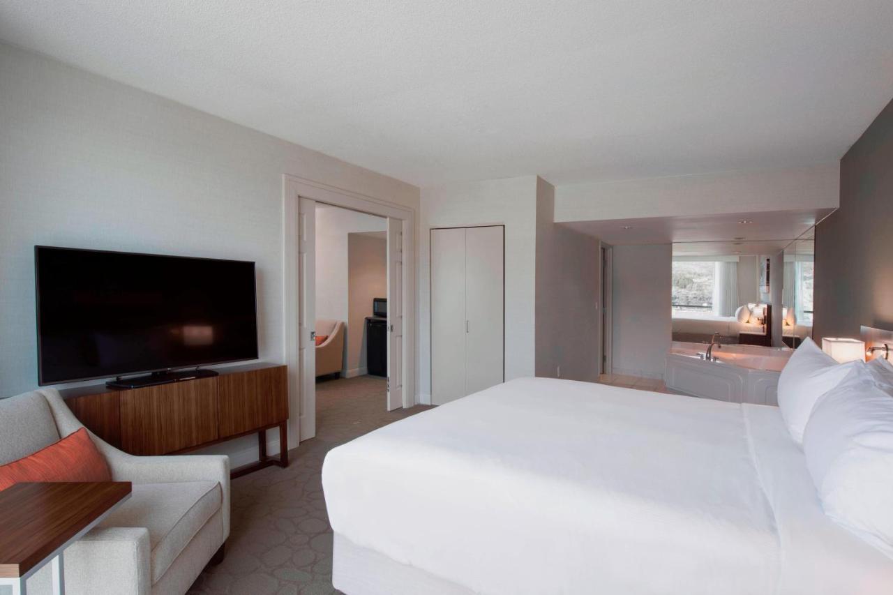 Delta Hotels By Marriott St. John'S Conference Centre Экстерьер фото