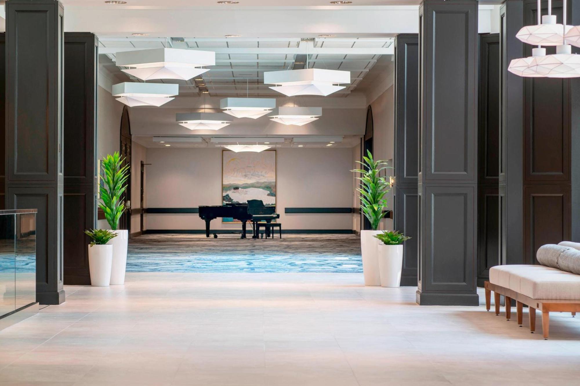 Delta Hotels By Marriott St. John'S Conference Centre Экстерьер фото