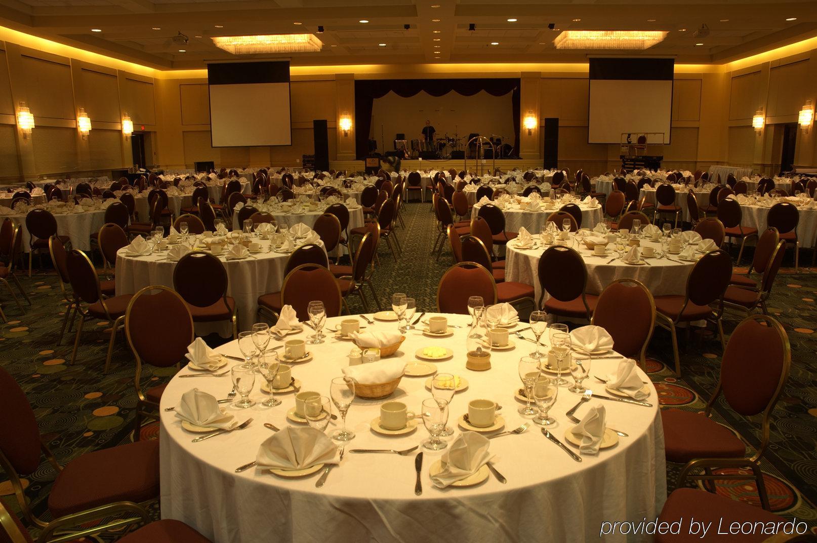 Delta Hotels By Marriott St. John'S Conference Centre Экстерьер фото