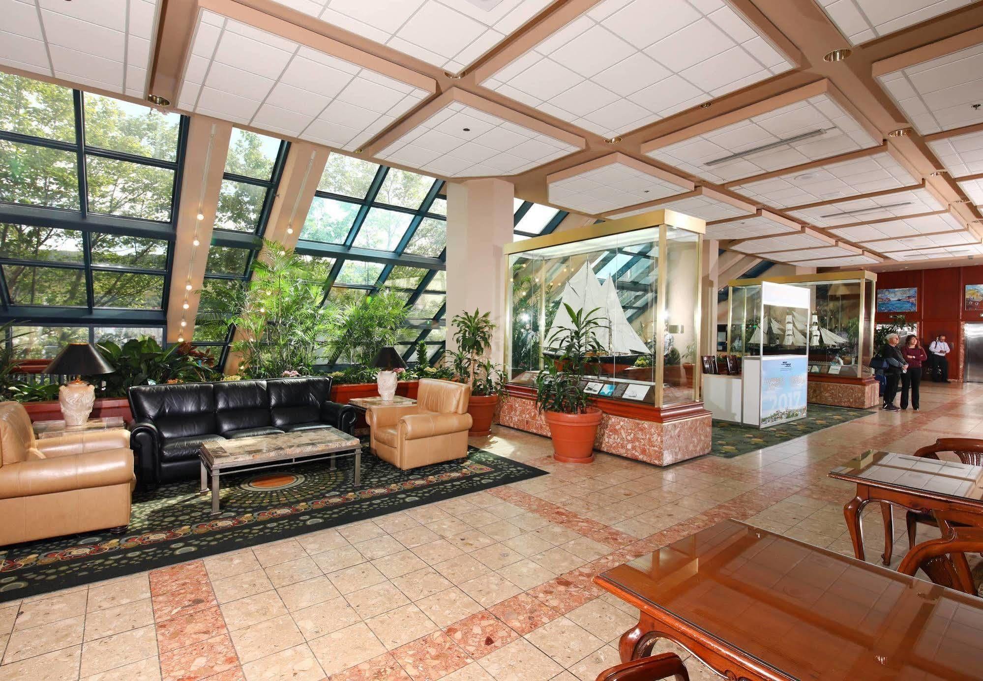 Delta Hotels By Marriott St. John'S Conference Centre Экстерьер фото